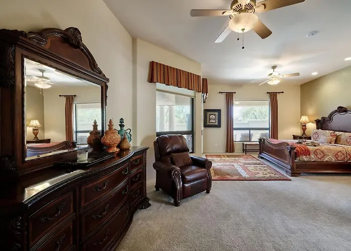Valley View - Style Backyard - Heated Pool