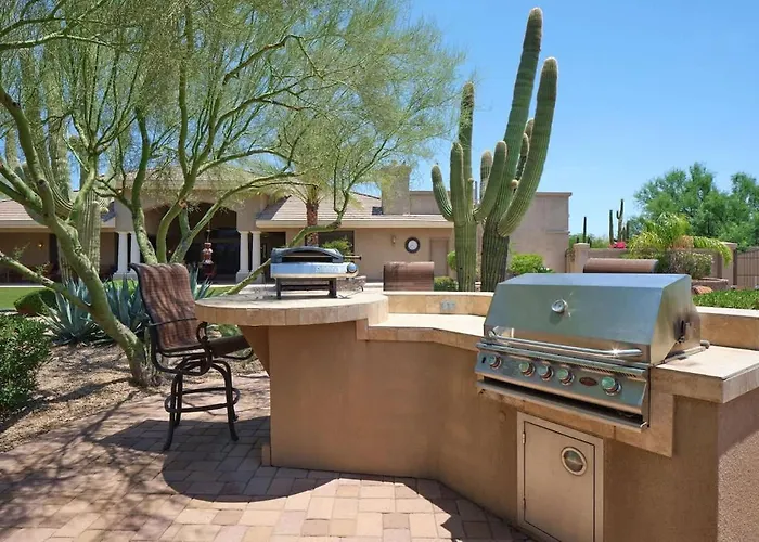 Valley View - Style Backyard - Heated Pool *